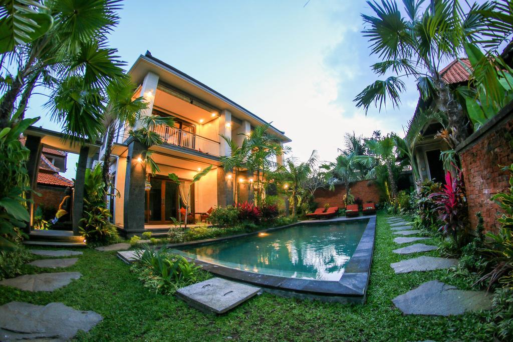 Cahyatika Bed & Breakfast Ubud  Exterior photo